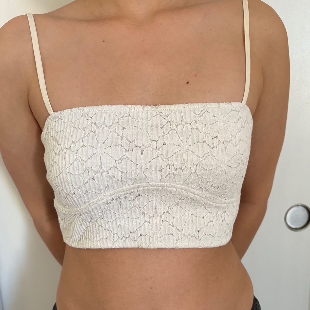 Vintage looking lace cropped top top